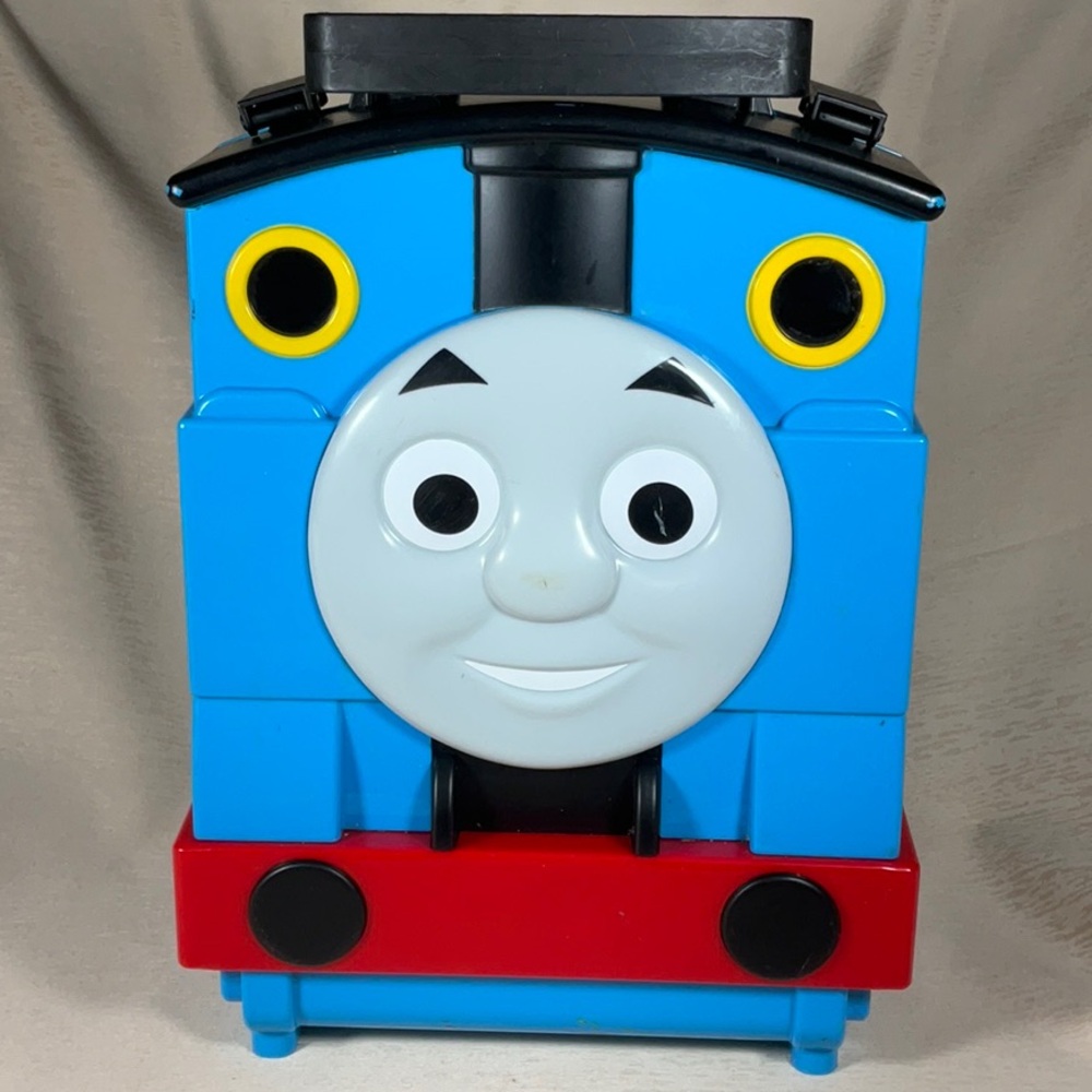 2009 Thomas the Tank Engine Take a Long Train Carrying Case